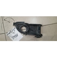 Рамка передней противотуманной фары правой Mitsubishi Lancer 9 CS 2000-2008 2005 8321A056