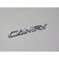 Эмблема на крышку багажника Toyota Camry V30 (2001 - 2006) 7544233200