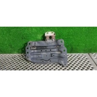 Кронштейн КПП Mercedes E W212 2013 A 212 240 40 02