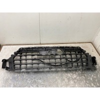 Audi q7 4m0 крепление декоративная решетка 4m0807233c