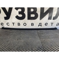 уплотнитель стекла двери правый Volvo FH5 82178204
