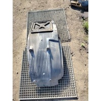подкрылок левый Volvo FH 2014 82271846,82110404,84228536