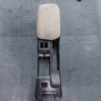 Подлокотник тоннель яркий nissan primera p12
