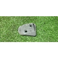 ограничитель крышки багажника VW Touareg 2002-2010 2006 7L6827680B