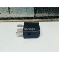 Реле топливного насоса Mercedes Benz W203 (2000 - 2006) 0025428319
