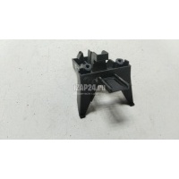 Кронштейн заднего бампера GM Vectra C (2002 - 2008) 13183145