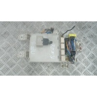 Блок предохранителей TOYOTA LAND CRUISER PRADO (2002) 2003 8273060080