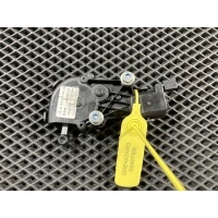 электропривод форточки задней левая Mercedes GL X166 2014 A1666700004