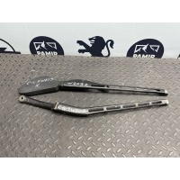 Поводок стеклоочистителя Mercedes C/W203 2000-2008 A2038202744, A2038202544