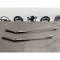 Поводок стеклоочистителя Ford Focus/2 2004-2011 1731534, 4M5117526AD, 1731536, 4M5117526CD, id84733