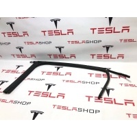 уплотнитель Tesla Model X 2019 1032278-00-D