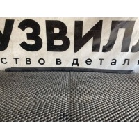 уплотнитель стекла двери правый Volvo FH5 82178204