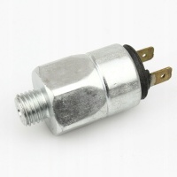 Датчик давления кпп case new holland 8739549