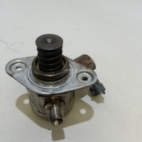 Насос (ТНВД) бензиновый Ford S80 (2006 - 2016) 1752534