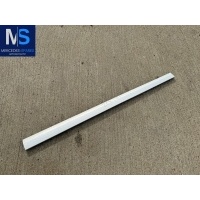 Молдинг двери передней правой Mercedes C W203 2003 A2036902262