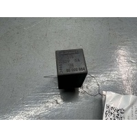 Реле стеклоочистителей дворников 1988 90069864,13230560