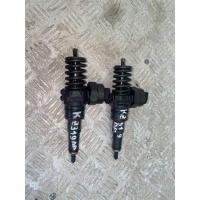 Форсунка Volkswagen Passat B5 2002 038130073aa