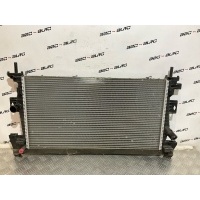 радиатор охлаждения двигателя Ford Focus 3 bv618005ad, 1697482, 1705805, 1727475
