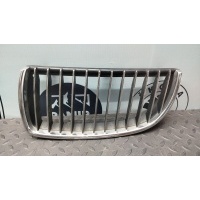Решетка радиатора BMW 3/E90 2004-2013 51137120009, 7120009