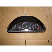 Спидометр часы 2105401448 мерседес w210 2.2 cdi