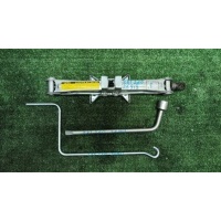 домкрат Toyota Premio ZRT260 2008 09111-0W041