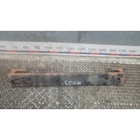 Усилитель бампера передний (кронштейн) TOYOTA HILUX (2005) 2005 520210K020