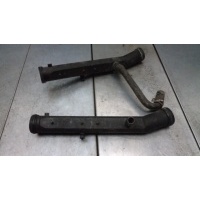 Патрубок (трубопровод, шланг) Volkswagen Caddy 3 поколение 2009 032121065H