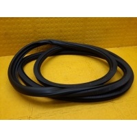 Уплотнитель двери Volkswagen Touareg NF 2011 7P0867367E, 7P0867367D