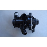Насос радиатора 06l121111k 06l121012h 06l090a volkswagen гольф vii r 2.0tfsi