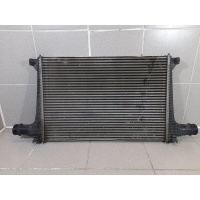 Интеркулер Volkswagen Touareg CR 4M0145805Q