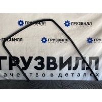 уплотнитель стекла двери правый Volvo FH5 82178202