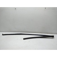 Уплотнитель порога Volkswagen Touareg 2 NF 7P6837120