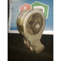 Лапа подушка кпп galant viii 2.4 gdi