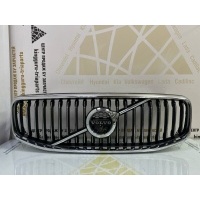 Решетка радиатора Volvo XC60 2 UZ до Рестайлинг 2017-2021 31425535