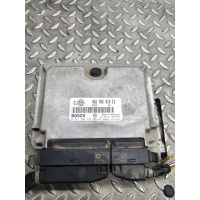 Блок управления двигателем Volkswagen Golf 1999 06a906018ed