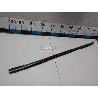 Накладка стекла переднего правого Hyundai-Kia Sorento II (2009 - 2020) 822201U010