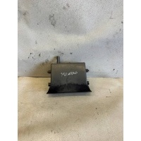 Бардачёк плит компакт - диск nissan primera p12 68102av700