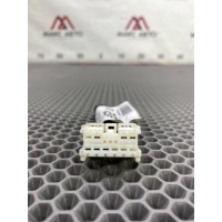 Б/У фишка ( разъем ) Nissan Almera Classic B10 2008 24125JD05D, <strong>-Б/У Детали сняты с АВТОМОБИЛЯ</strong>