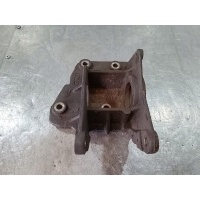 Опора полуоси opel movano 8200027177b 2.2 dci