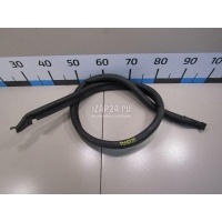 Уплотнитель капота Chrysler Grand Cherokee (WK2) 2010 68048708AD
