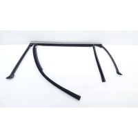 Уплотнитель стекла двери Geely Monjaro KX11 2023 5085104400, 8889222632