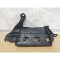 Кронштейн Audi Q5 8R 2011 8R0035464