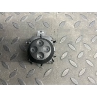 Блок управления сиденьем Mercedes M/W164 2005-2011 A2048702658