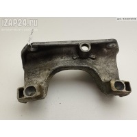 Кронштейн КПП опорный BMW 5 E60/E61 (2003-2010) 2005 6761103