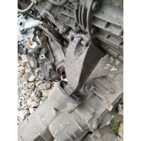 Лапа опора кпп volkswagen audi 8d0399113l