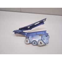 Петля капота правая VAG A3 [8V] (2013 - 2020) 8V0823302F
