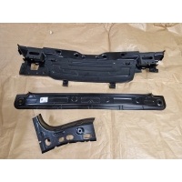 Полоса заднего volkswagen гольф viii 5h6813309 5h6813301d