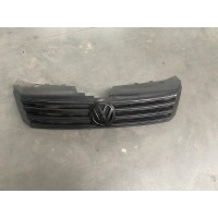 Volkswagen passat b7 решетка радиатора 3aa853651