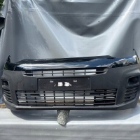 Citroen berlingo iv партнер rifter 2019 - бампер передняя передний 9816765680