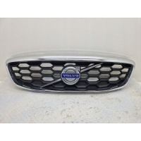 Volvo v40 2 ii 12 - 19 кросс кантри решетка радиатора бампер передняя 31290910